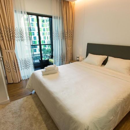 Republic Suites Хошимин Екстериор снимка